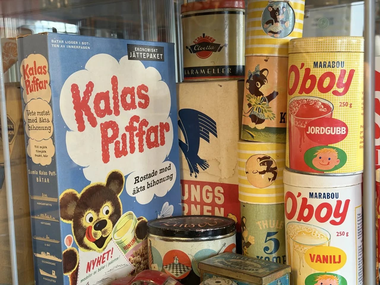 Retro förpackningar och samlarobjekt